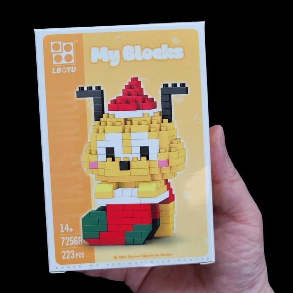 Brand New Disney Pluto Christmas Bricks Lego Figure